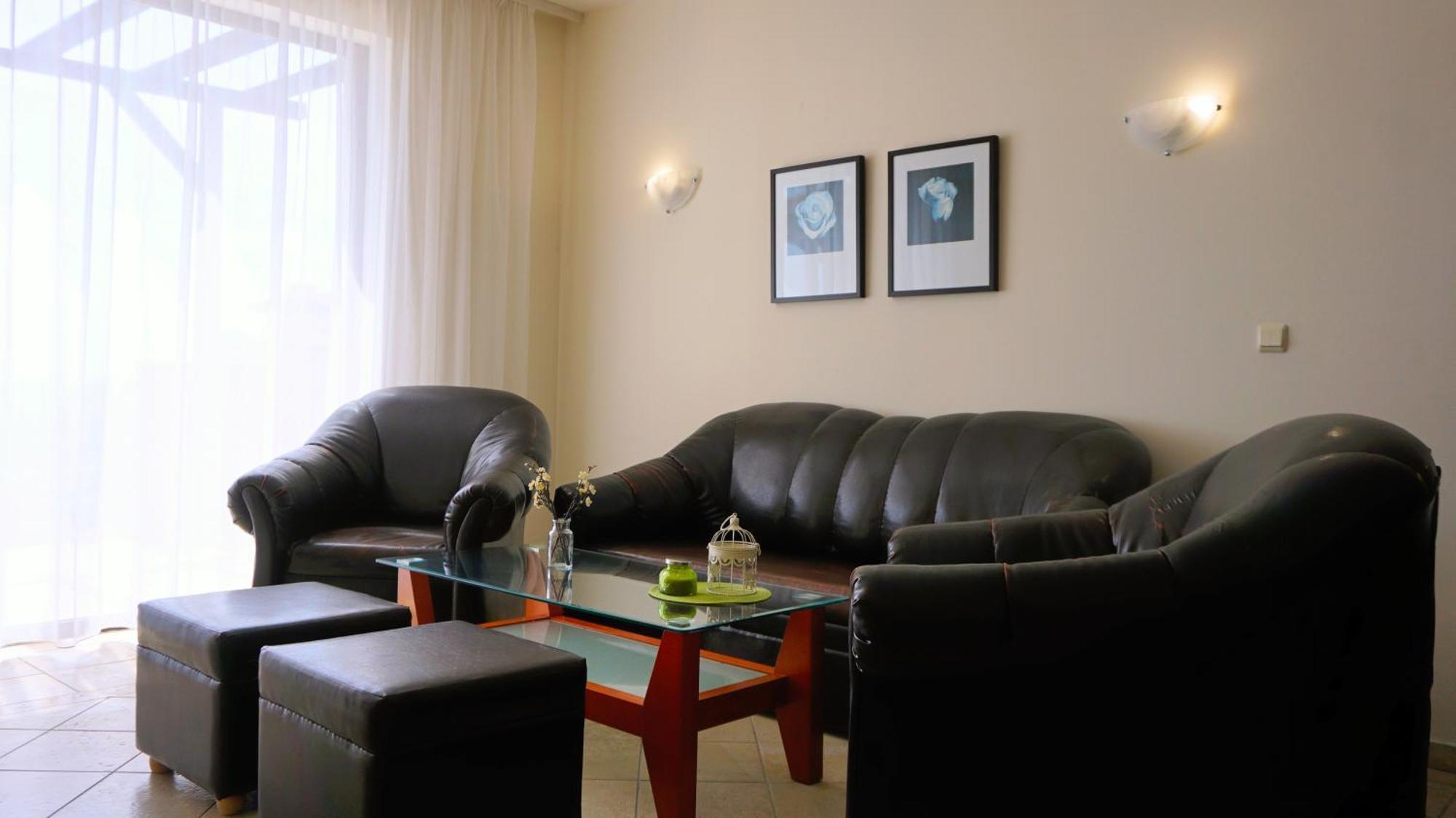 луксозни калиакрия - Luxurious In Kaliakria Topola